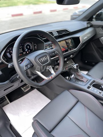 Audi Q3     - 4
