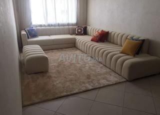 صالون L في حالة تلف