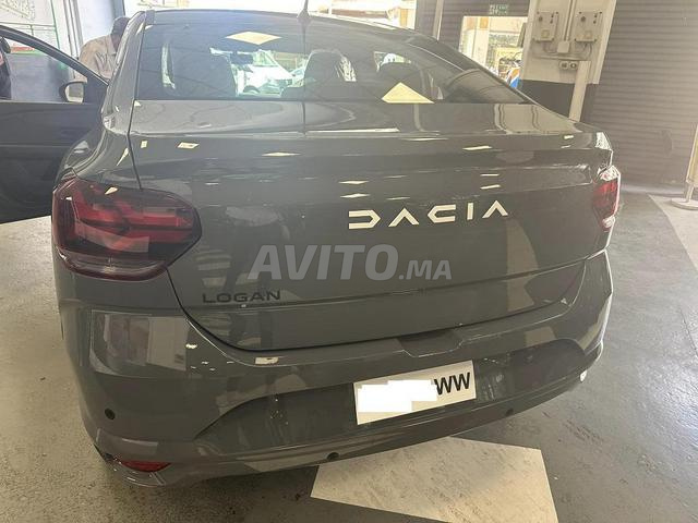 location de voiture Dacia Logan - 2