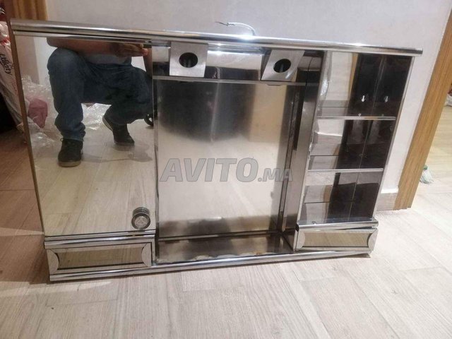 miroir avec etagiaire pour salle de bain
