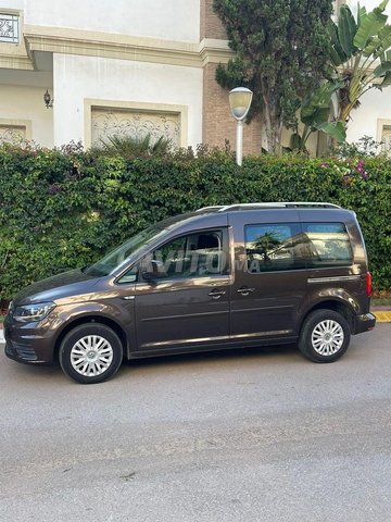 Voiture Volkswagen Caddy 2020 à Casablanca Diesel - 8 chevaux