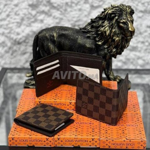 Porte Feuille LV Homme En Vrai Cuir, Sacs et Accessoires à Casablanca