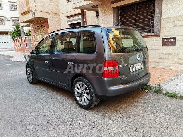 Voiture Volkswagen Touran 2005 à Oujda Diesel - 8 chevaux