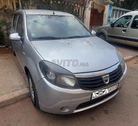 Voiture Dacia Sandero 2012 à Casablanca Diesel - 6 chevaux