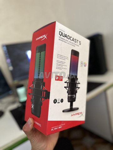 Microphone Gaming HyperX Quadcast Standalone / Rouge