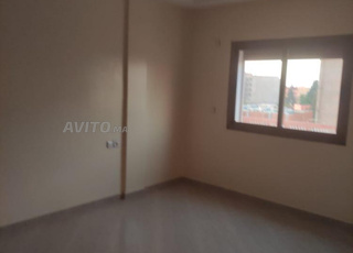 bien fini au centre ville près de toute commodité 