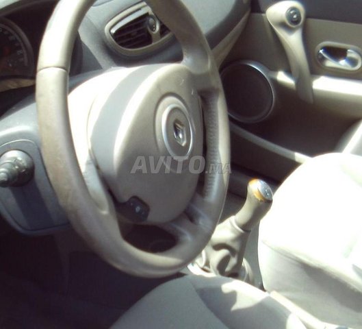 Volant Renault Clio 3 - Équipement auto