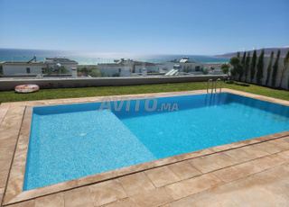Location de belle villa piscine à Taghazout Agadir