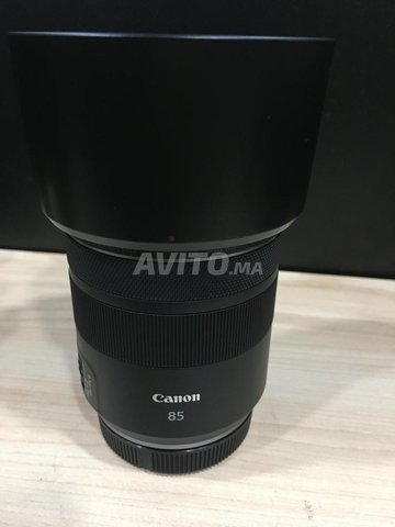 Objectif Hybride Canon RF 85mm f2 Macro IS STM