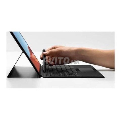 Microsoft Surface Pro 9  i7  512 16ram
