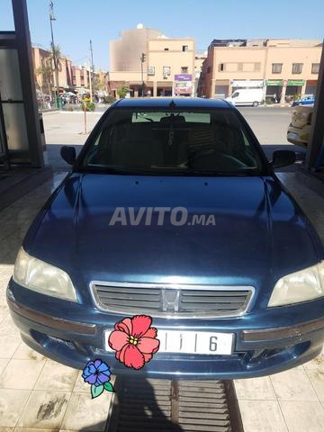 Honda Civic Essence Automatique 2000 à Ait Melloul