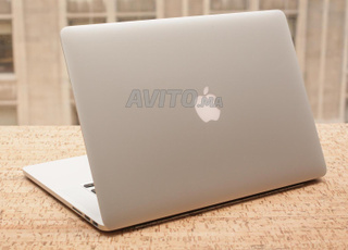 MacBook Pro 2015 Core i5 Ram 8 GB SSD 128GB