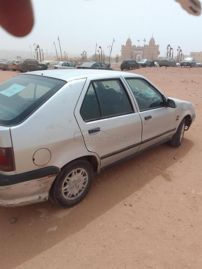 Renault 19