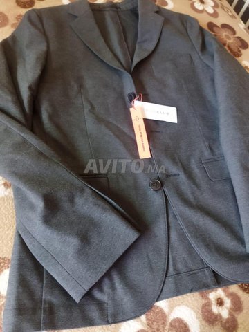 veste celio club neuf taille 44 V tements Casablanca Avito.ma