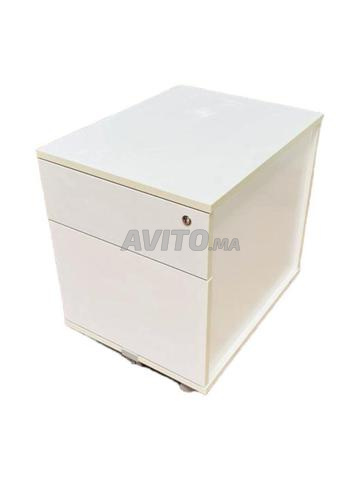 Lot de deux caissons à roulettes blancs en bois - 2