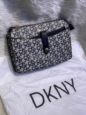 Pochette dkny on sale