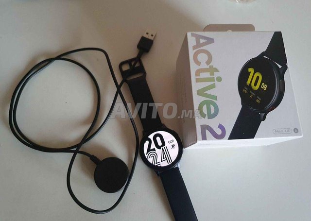 Samsung galaxy watch active 2 44mm olx hot sale