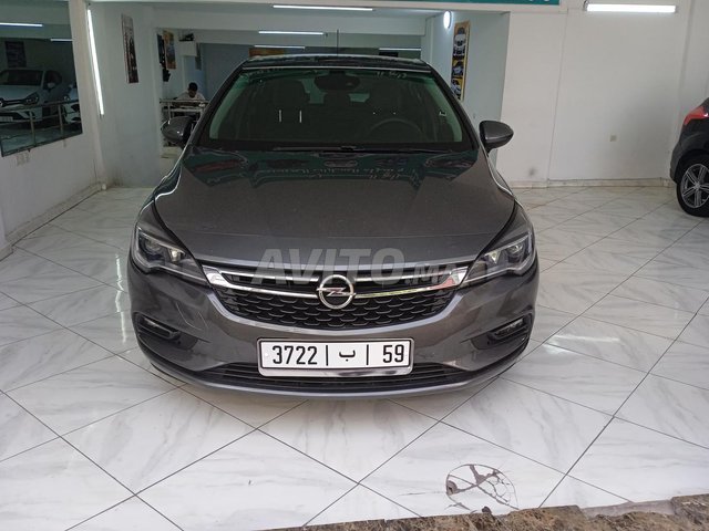 Opel Astra occasion Diesel Modèle 2020