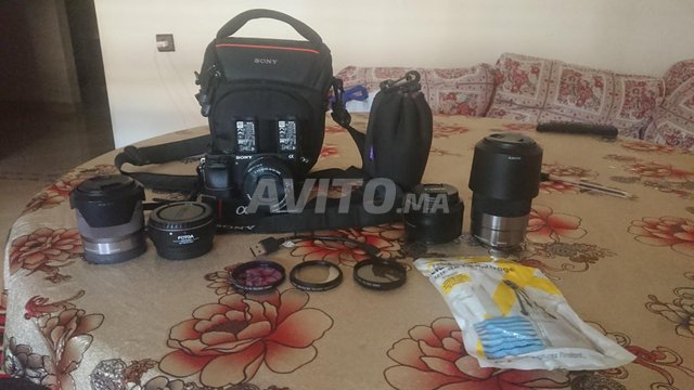 SONY ALPHA 6000 AVEC SES ACCESOIRES. 