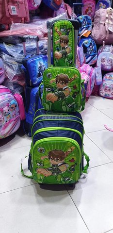 Cartable best sale ben 10