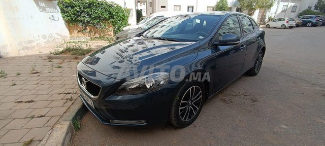 Volvo V40 Diesel Manuelle 2016 à Casablanca