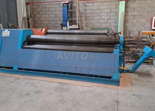 آلة لف وقص هيدروليكية