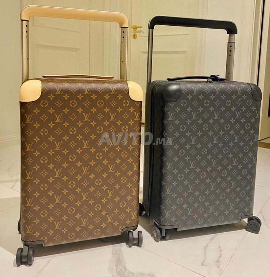 Sac Louis Vuitton Montaigne en Vrai Cuir, Sacs et Accessoires à Casablanca