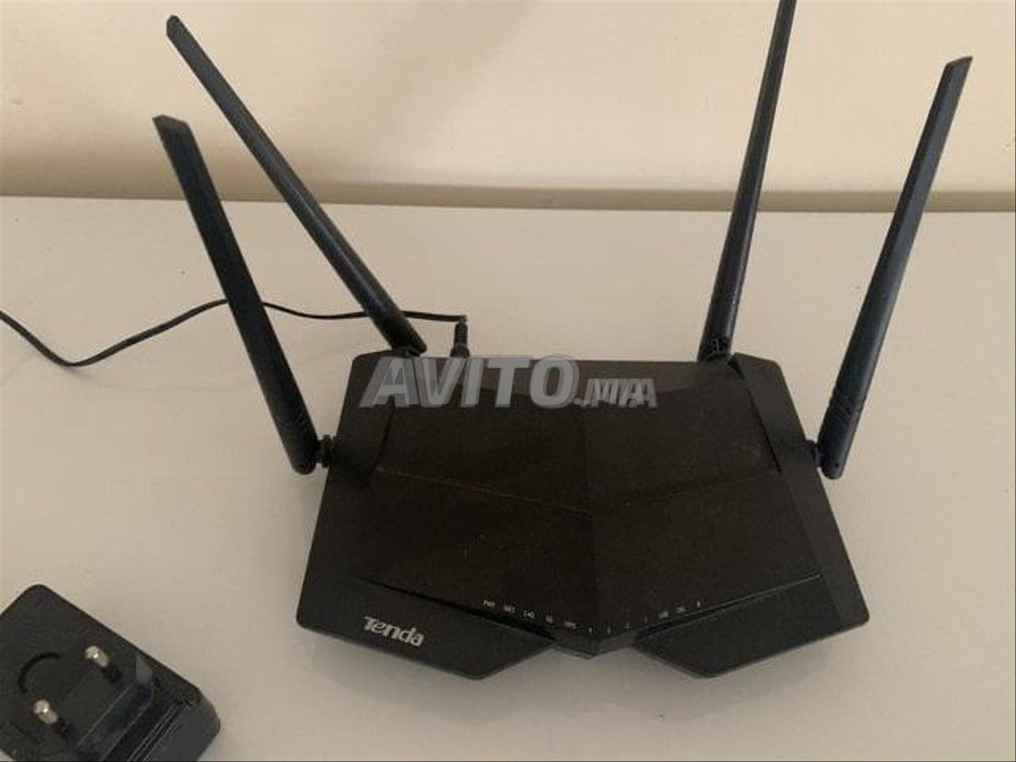Antenne WiFi TNP 10 dBi - Réseau d'antenne 2,4 GHz Maroc