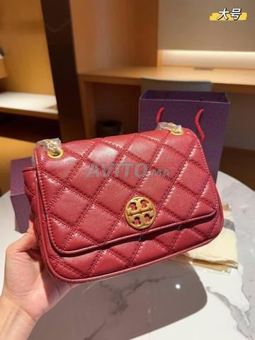 حقيبة أنيقة بألوان توري بورش - 2