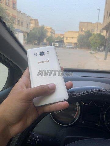 Samsung j5
