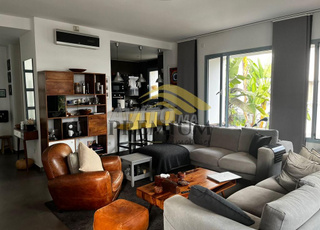 MAGNIFIQUE APPARTEMENT MEUBLE EN BORD DE MER