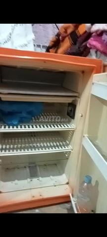 Réfrigérateur des années 70 en état de marche - 2