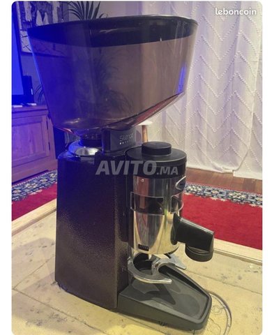 Moulin à café professionnel 