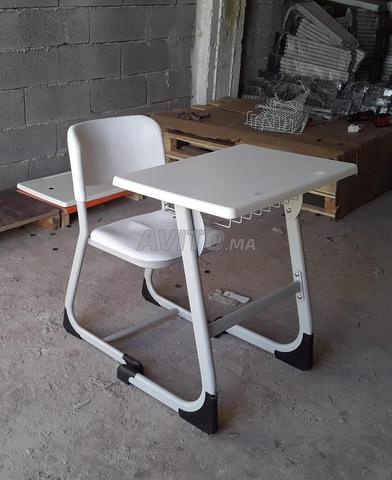 table avec chaise bon qualité