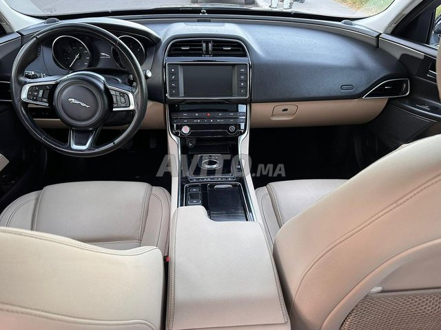 Jaguar XE occasion Diesel Modèle 2019