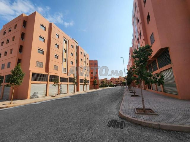 Magasin neuf de 56 m² en vente Dyour Al Masjid
