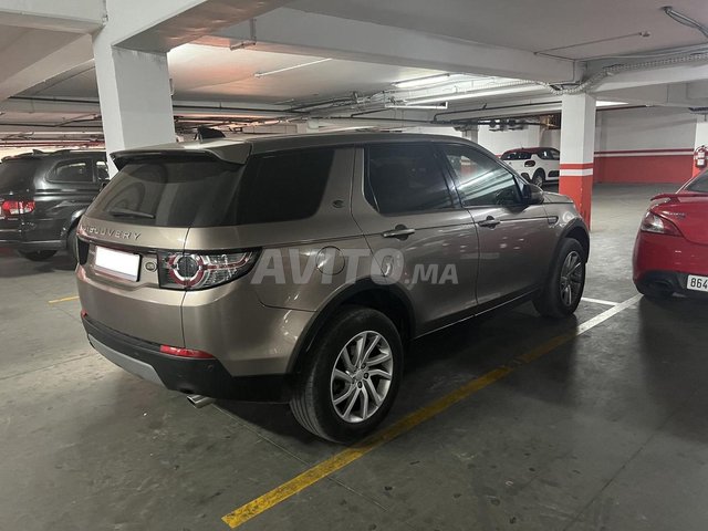 Voiture Land Rover Discovery 2017 à Rabat Diesel - 8 chevaux