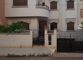 فيلا للبيع بثمن جد مناسب   قابل للتفاوض