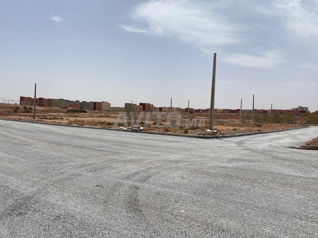 Terrain résidentiel dans un lotissement près de la mosquée à Tiznit, 100 mètres