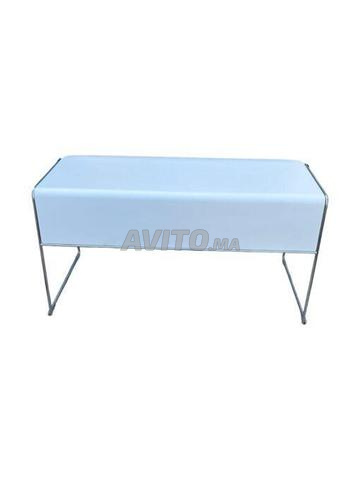 Lot deux tables de formation Tutor Howe