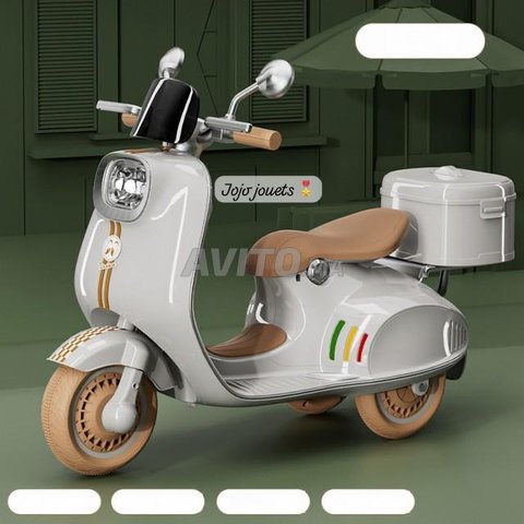 MOTO SCOOTER VESPA 12V Électrique pour enfant