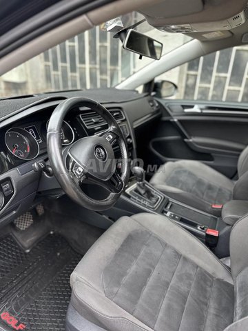 Voiture Volkswagen GOLF 7 2016 à Casablanca  Diesel  - 8 chevaux