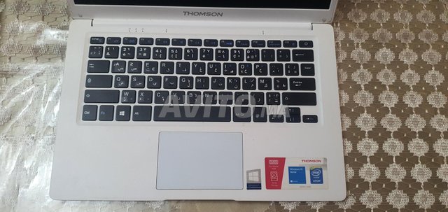 PC Portable THOMSON, كمبيوتر محمول ب مكناس