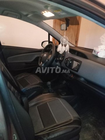 Voiture Toyota Yaris 2020 à Béni Mellal Essence - 6 chevaux