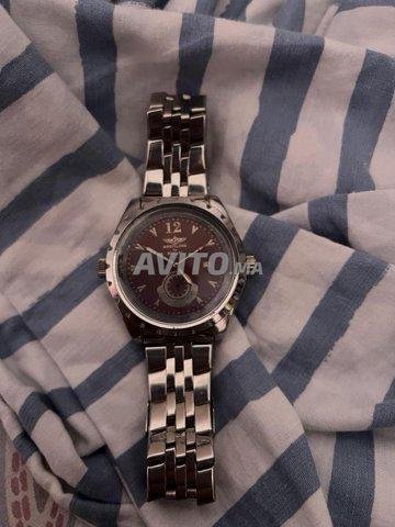 Montre avito online