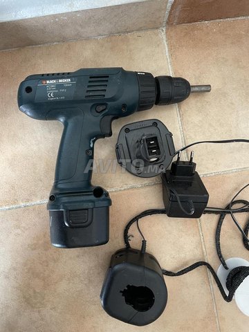 Perceuse visseuse black & Decker très bon état 