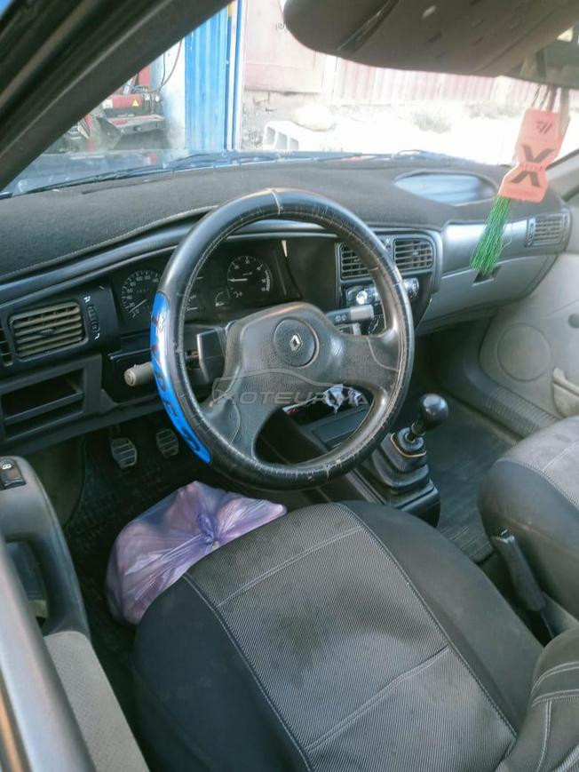 Renault 19