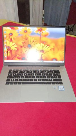 ordinateur portable Huawei matebook D15 i5