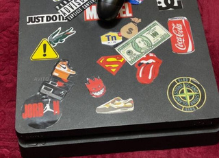 Ps4 slim 2mannete original v2 fiha 500gb 