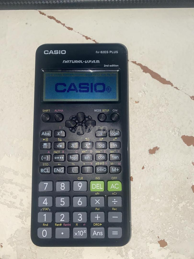 Casio FX-82ES Plus-2 Calculatrice Scientifique 252 Fonctions